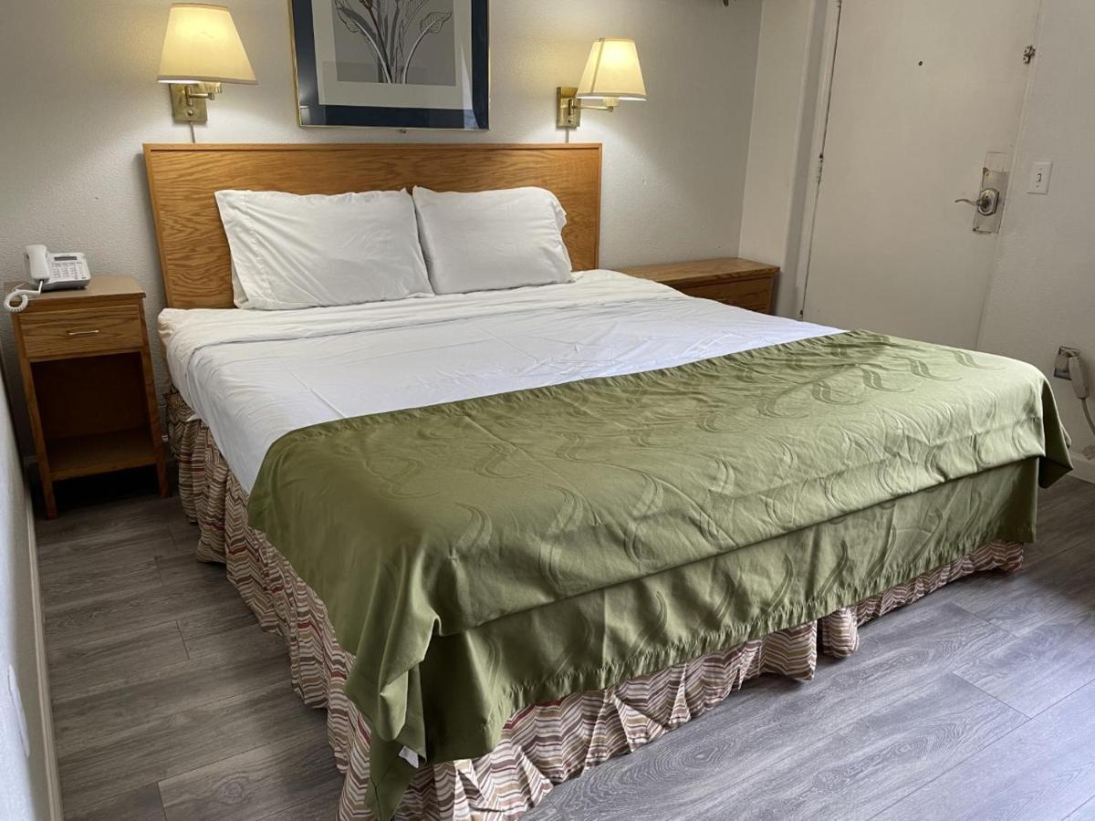Rodeway Inn & Suites Omak - Okanogan Eksteriør billede