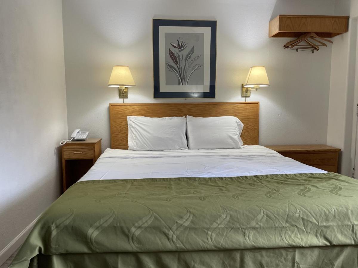 Rodeway Inn & Suites Omak - Okanogan Eksteriør billede