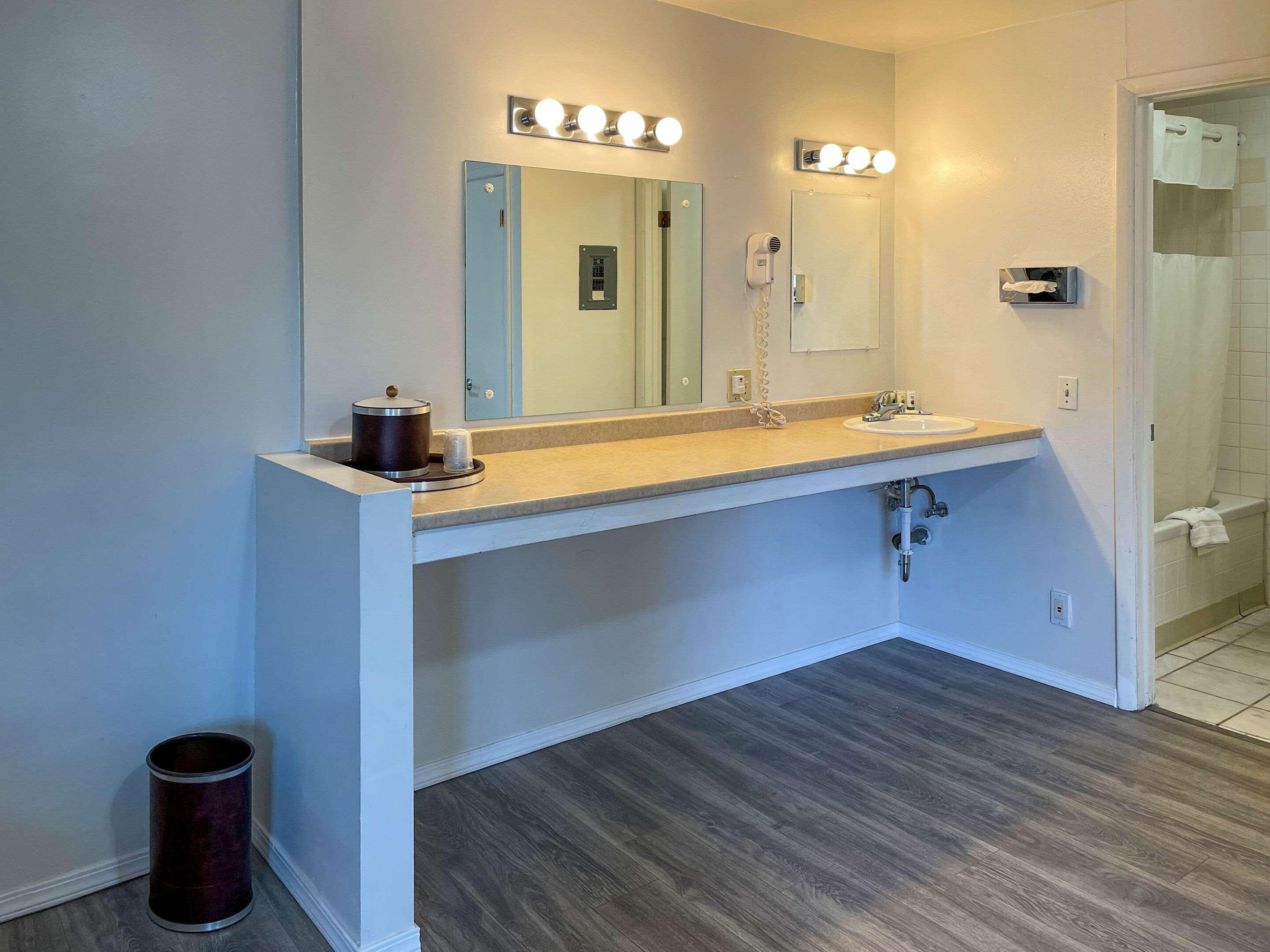 Rodeway Inn & Suites Omak - Okanogan Eksteriør billede