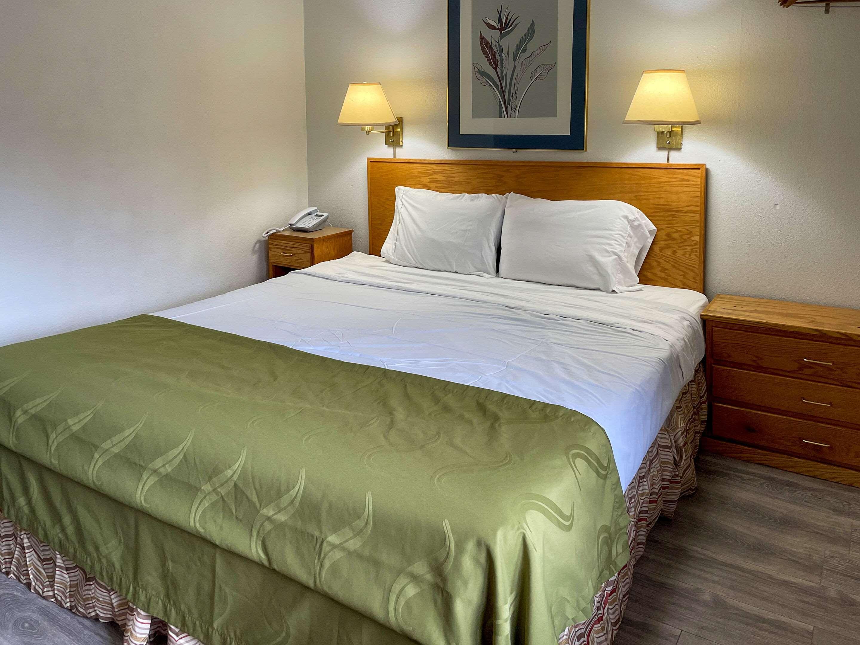 Rodeway Inn & Suites Omak - Okanogan Eksteriør billede