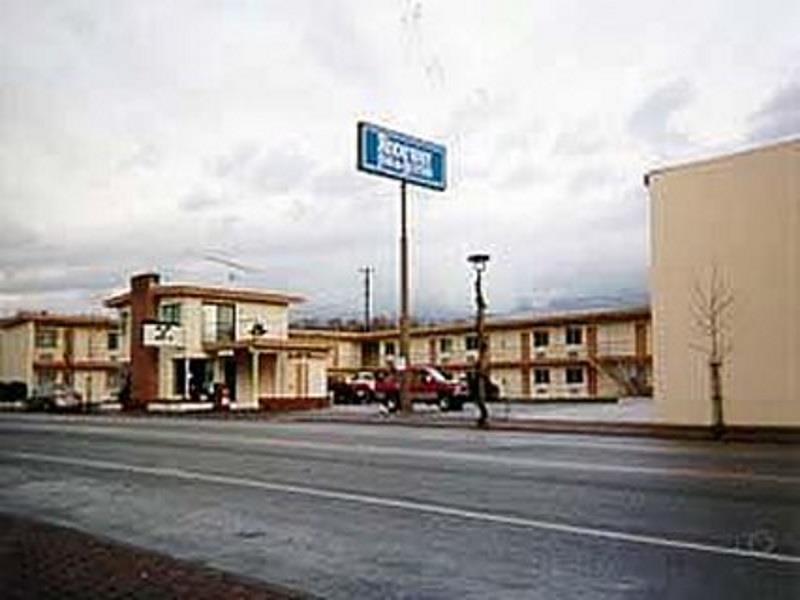 Rodeway Inn & Suites Omak - Okanogan Eksteriør billede