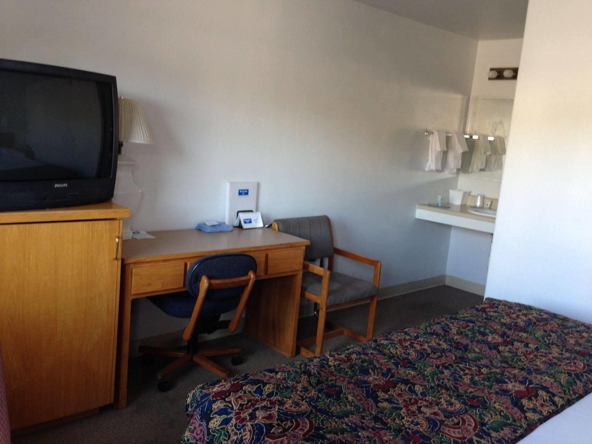Rodeway Inn & Suites Omak - Okanogan Eksteriør billede